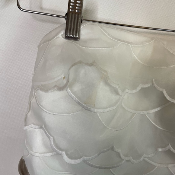 Hitherto Anthropologie White Scalloped Wedding Bridal Shower Dress Size 4 - Picture 4 of 6